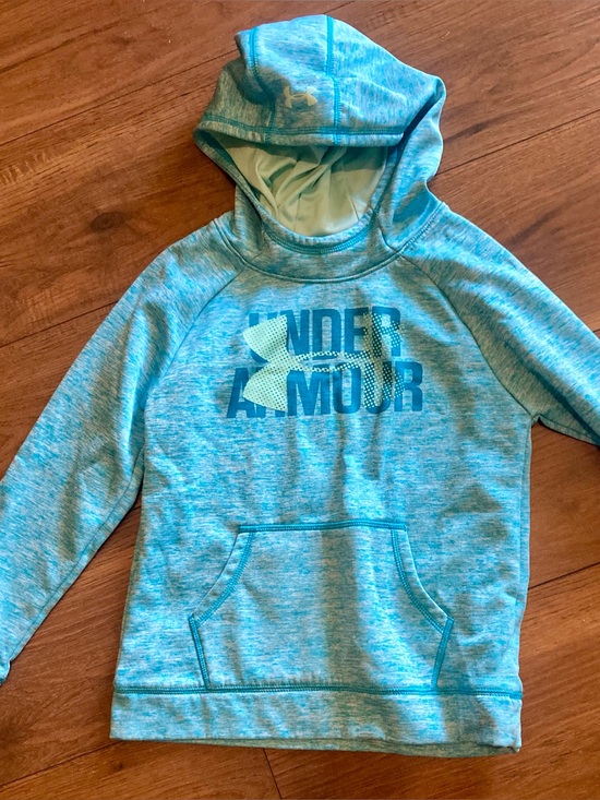 Under Armour Other - Girls Under Armour Medium Hoodie